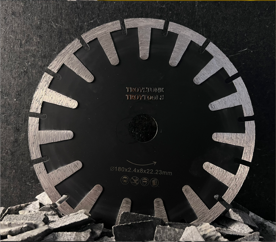 Disco 7” Zeus black